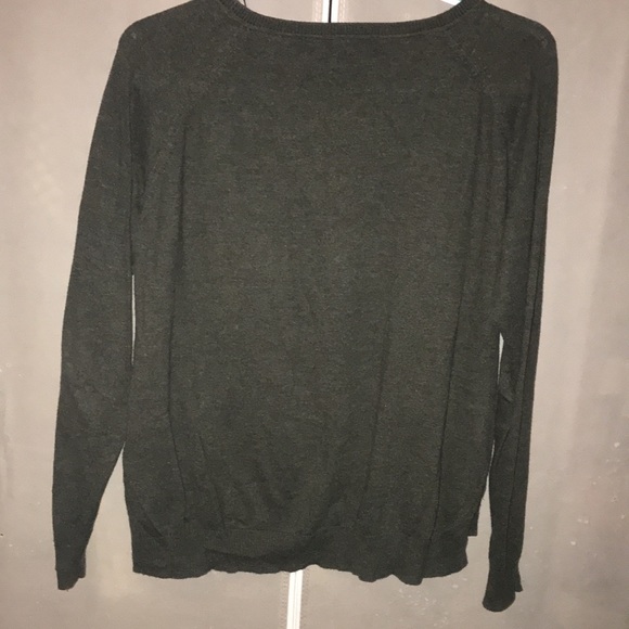 M&S Sweater Khaki green split side button detail - Picture 7 of 7